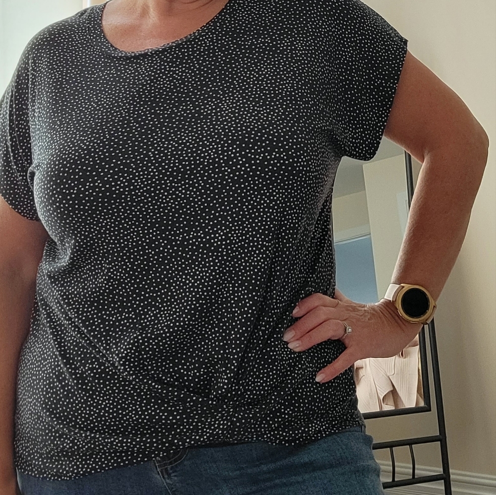 Top - Picture 2 of 2